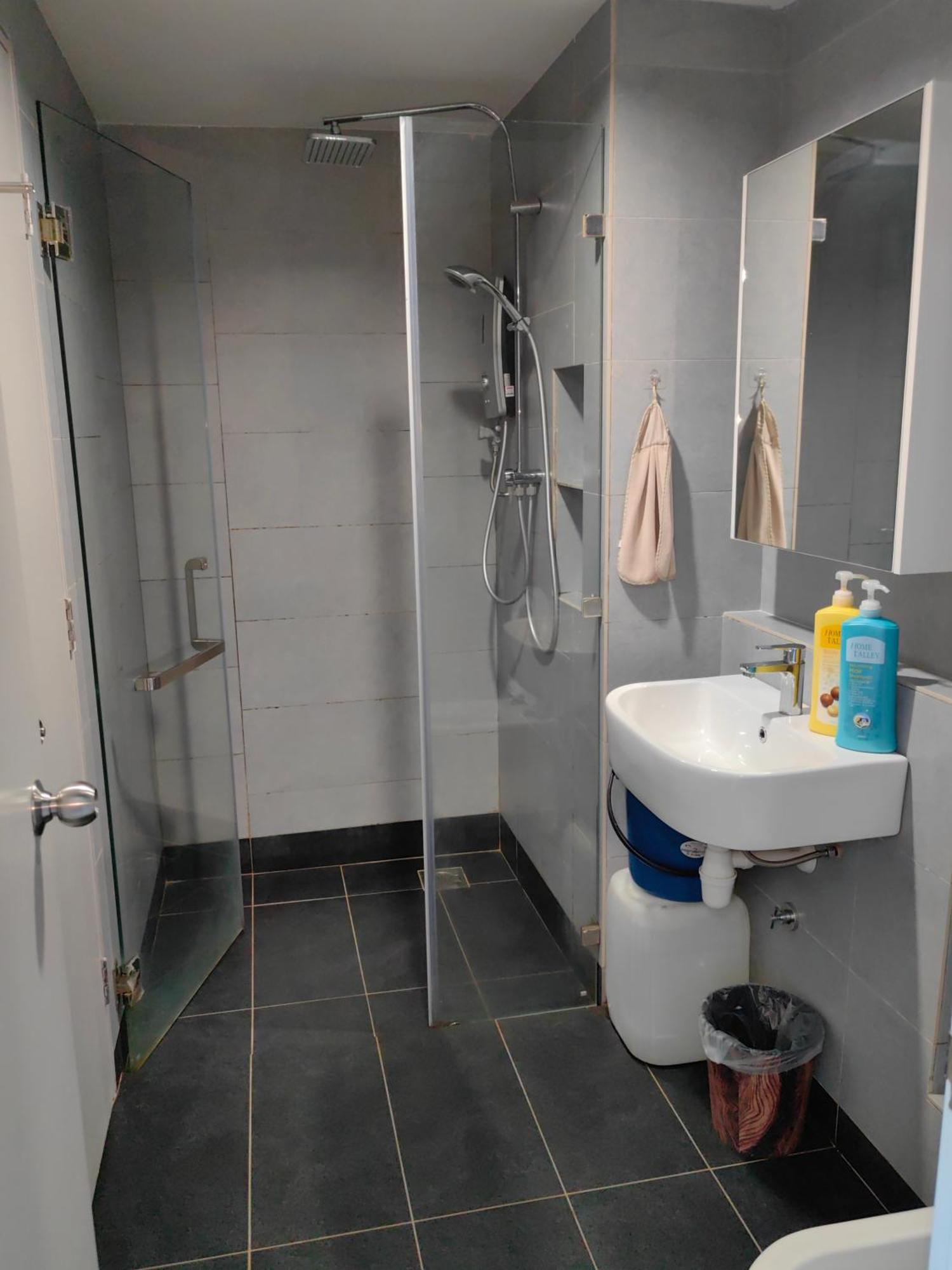 Jesselton Quay By Miraton Lodge 2 كوتا كينابالو المظهر الخارجي الصورة
